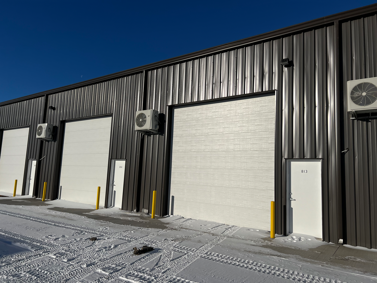 From One-Car Garage to Industry Leader: The 2000 Story, Kansas City, KS